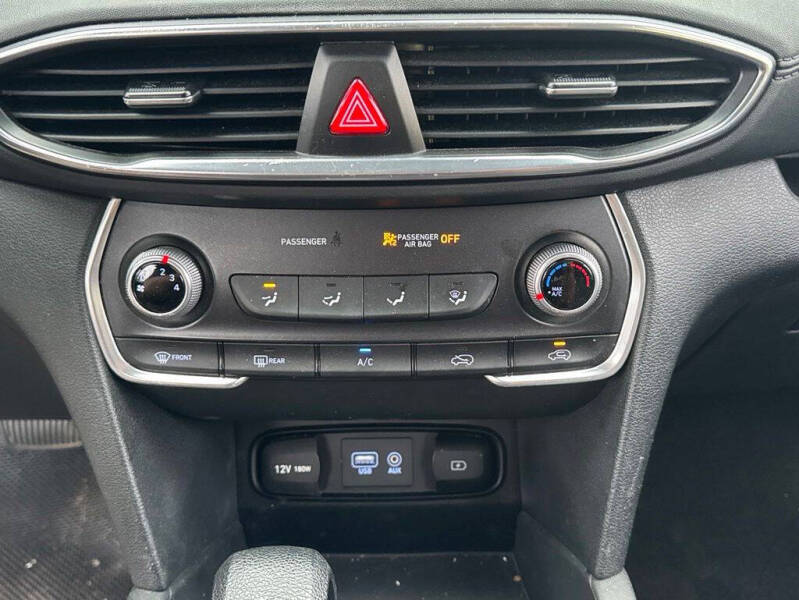 2019 Hyundai Santa Fe SE 2.4L