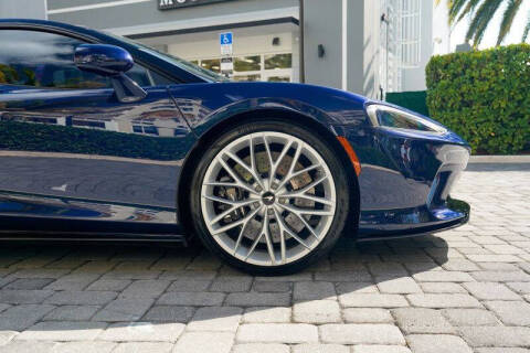 2023 McLaren GT