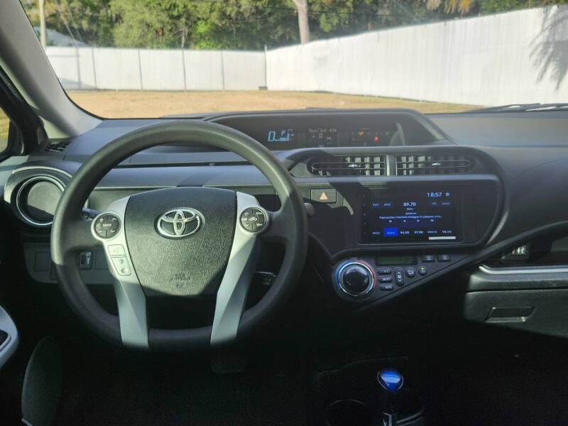 2014 Toyota Prius c Three