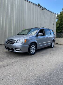 2015 Chrysler Town and Country for sale at Jareks Auto Sales in Lowell MA