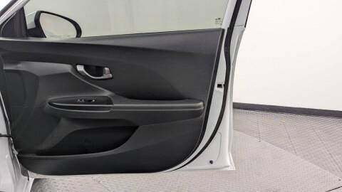 2019 Hyundai Veloster