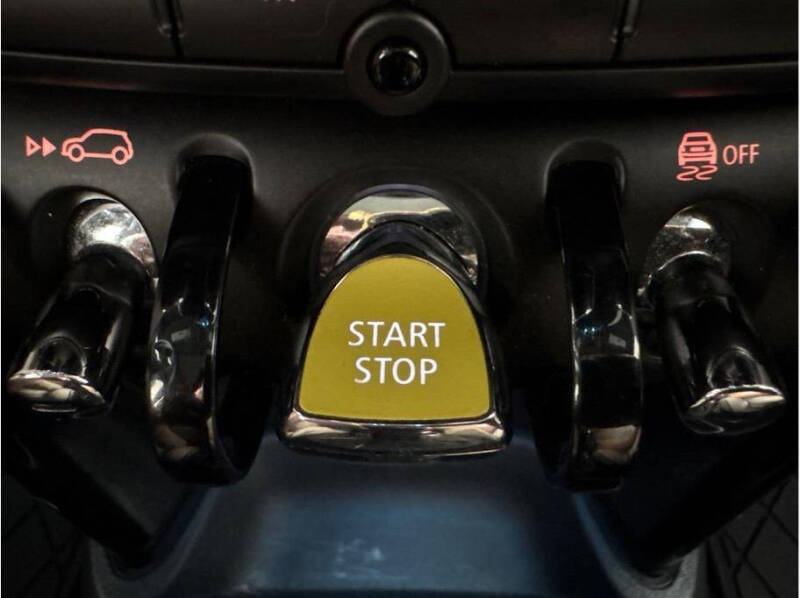 2024 MINI Hardtop 2 Door Cooper SE