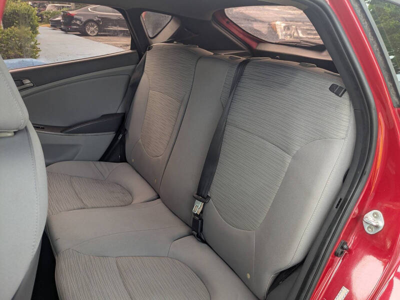 2017 Hyundai Accent SE