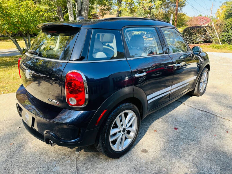 2011 MINI Countryman Countryman S photo 10