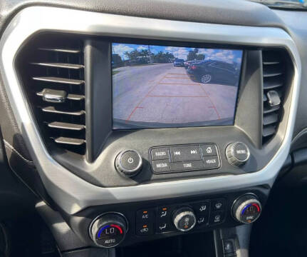 2019 GMC Acadia SLT-1