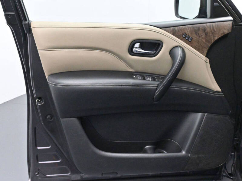 2022 Infiniti QX80 Premium Select