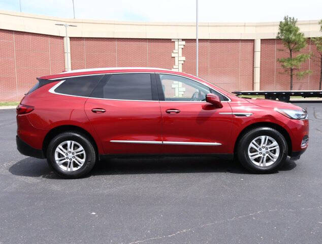 2021 Buick Enclave Essence