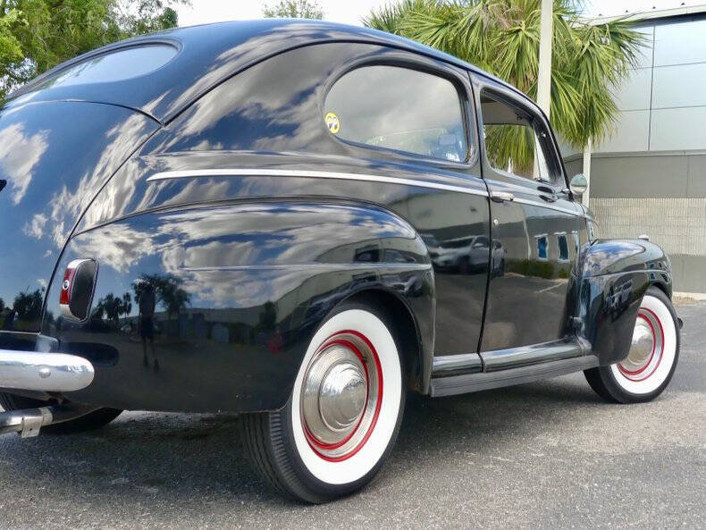 1941 Ford Deluxe