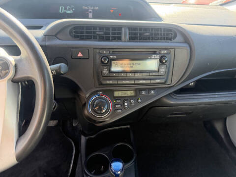 2014 Toyota Prius c One