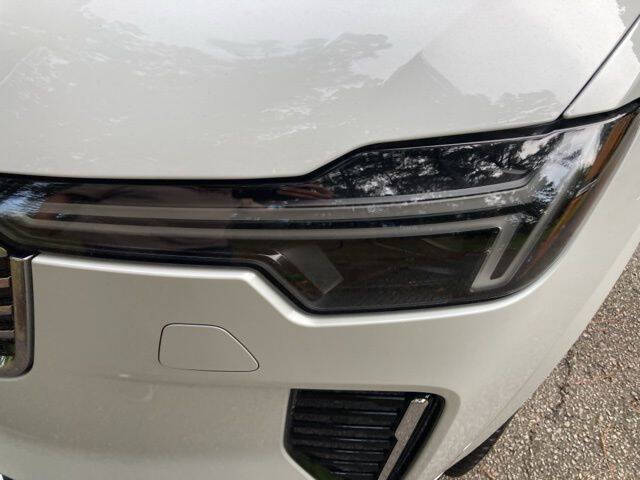 2025 Volvo XC90 T8 Plus Bright Theme 7P