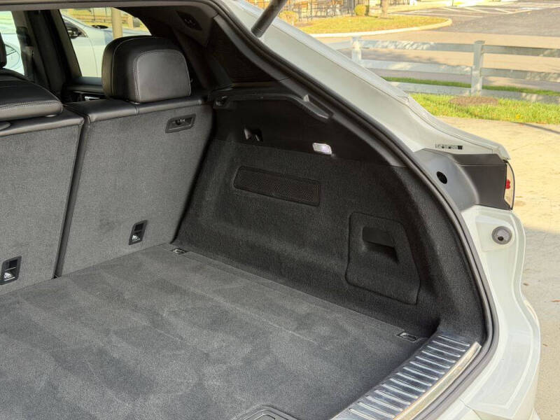 2022 Porsche Cayenne Coupe