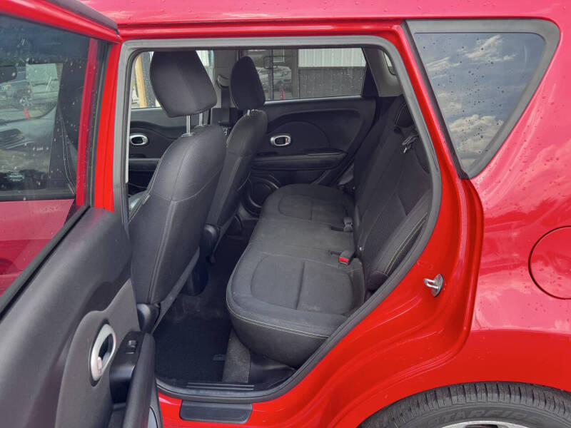 2015 Kia Soul +