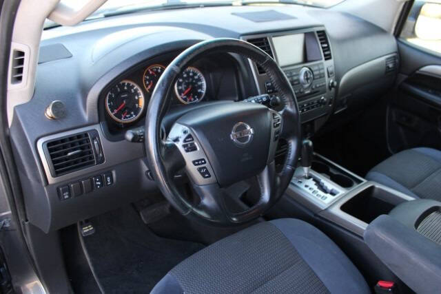 2013 Nissan Armada Platinum