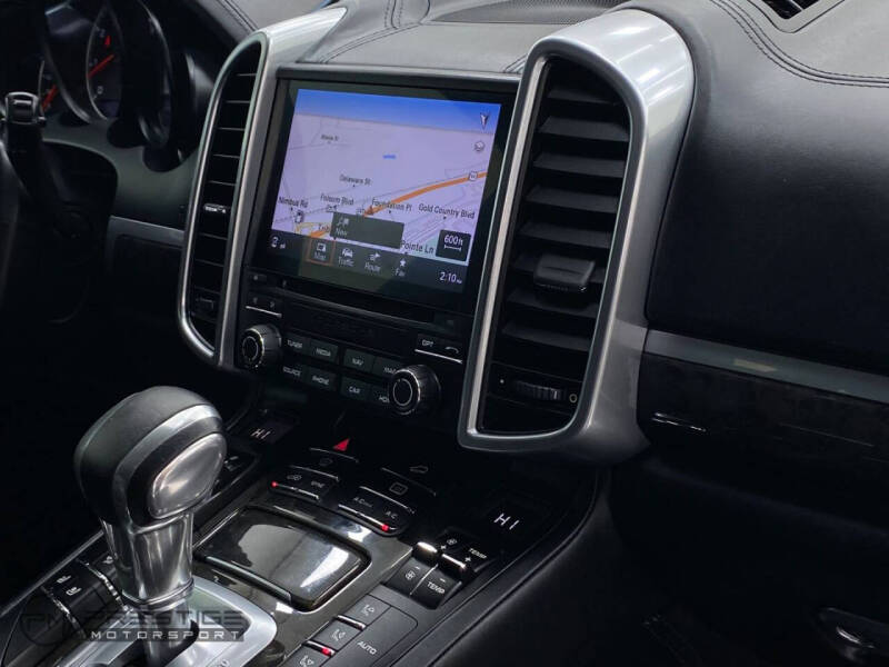 2017 Porsche Cayenne Turbo