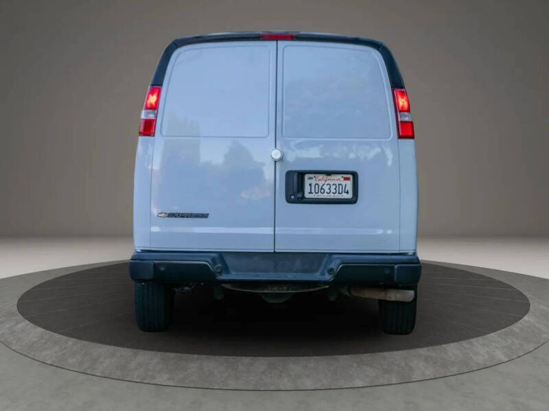 2020 Chevrolet Express 2500