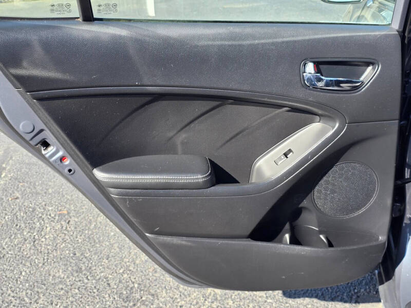 2016 Kia Forte5 LX