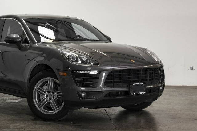 2016 Porsche Macan S