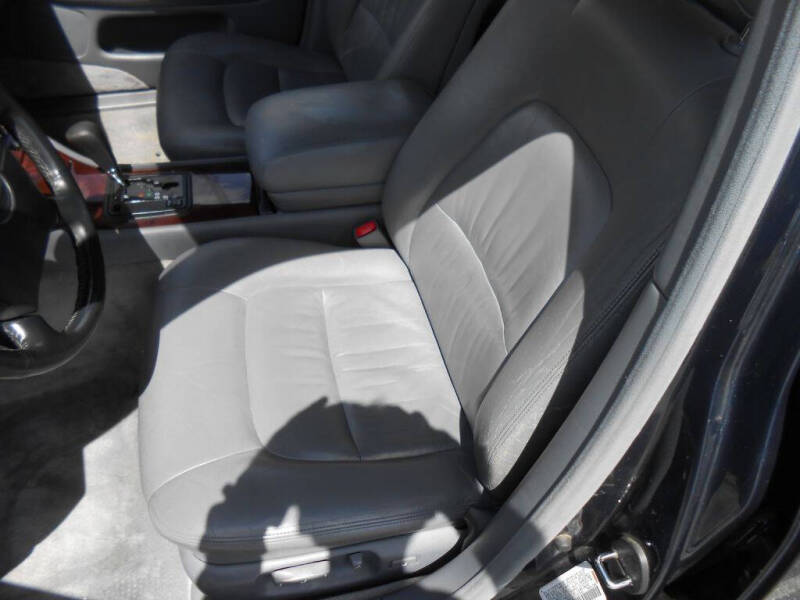 1996 Lexus LS 400