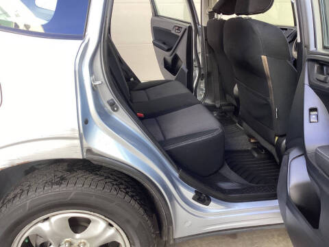 2014 Subaru Forester 2.5i