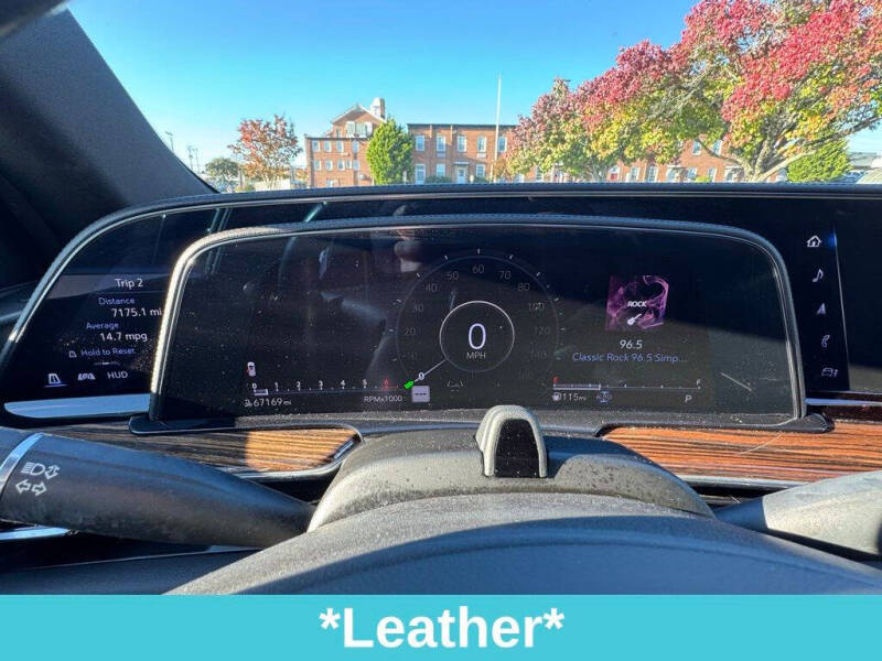 2022 Cadillac Escalade ESV Premium Luxury