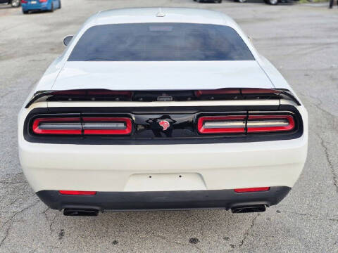 2016 Dodge Challenger SRT Hellcat