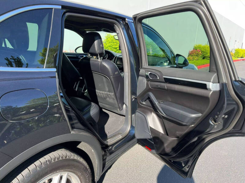 2015 Porsche Cayenne S