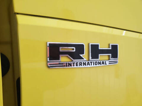2020 International RH613