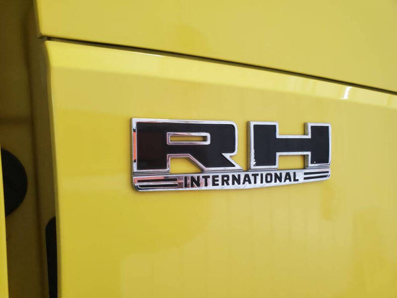2020 International RH613