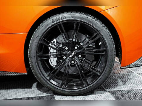 2014 Aston Martin Vanquish