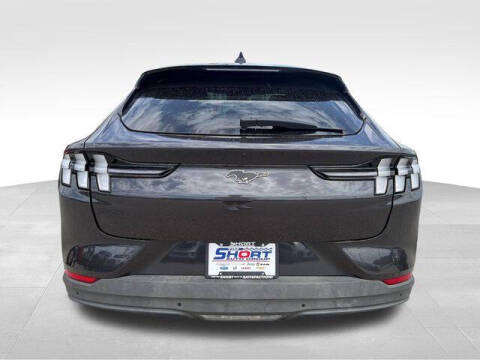 2022 Ford Mustang Mach-E Select