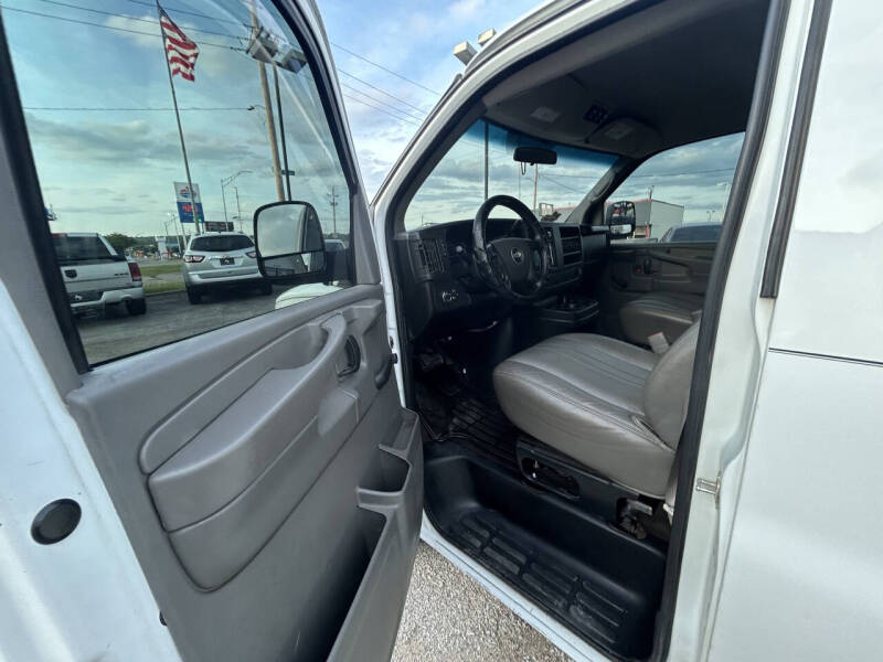 2009 Chevrolet Express LS 3500