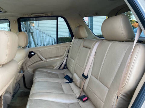 2001 Mercedes-Benz M-Class ML 320