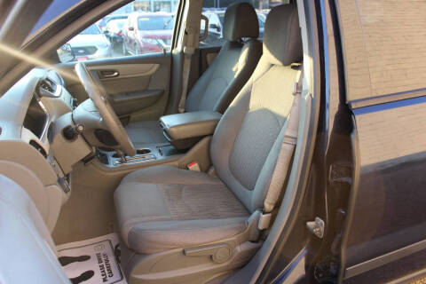 2017 Chevrolet Traverse LS