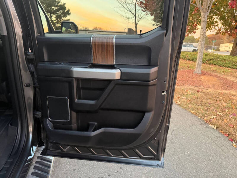 2017 Ford F-150 Lariat