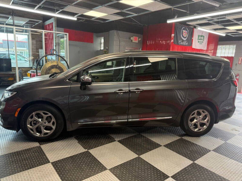 2023 Chrysler Pacifica Limited