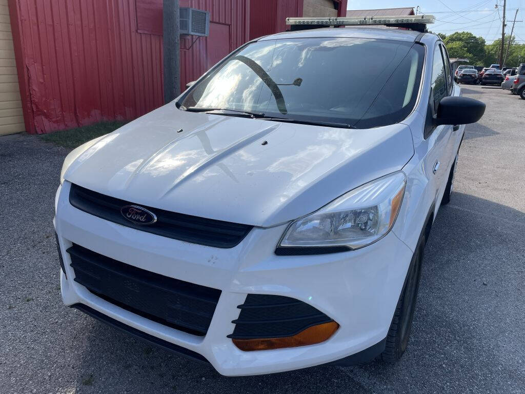 White 2015 Ford Escape S S 4dr SUV 1
