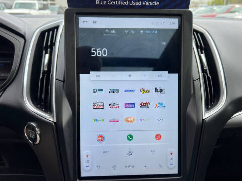 2022 Ford Edge Titanium