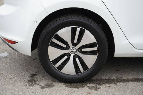 2016 Volkswagen e-Golf SEL Premium