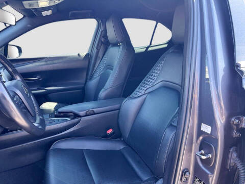 2022 Lexus UX 200