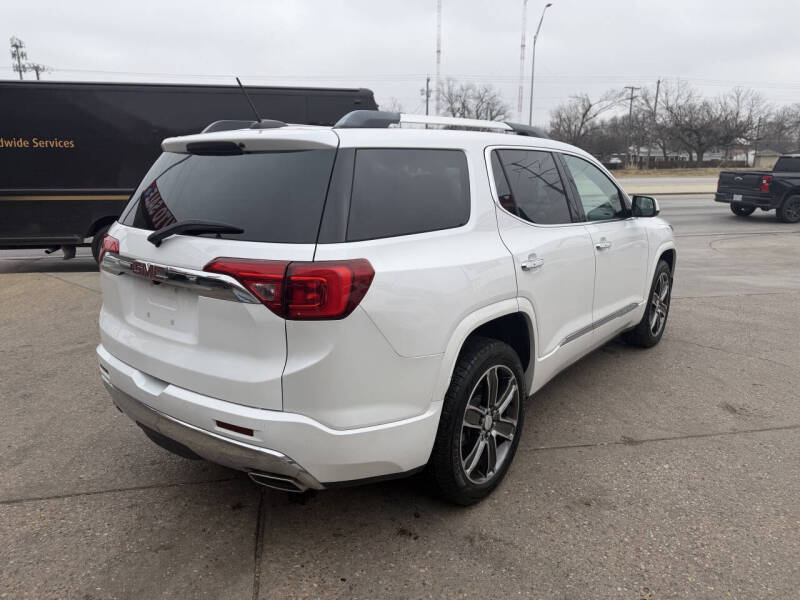2019 GMC Acadia Denali