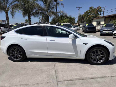 2020 Tesla Model 3 Standard Range Plus