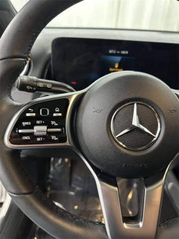 2023 Mercedes-Benz EQB EQB 300 4MATIC