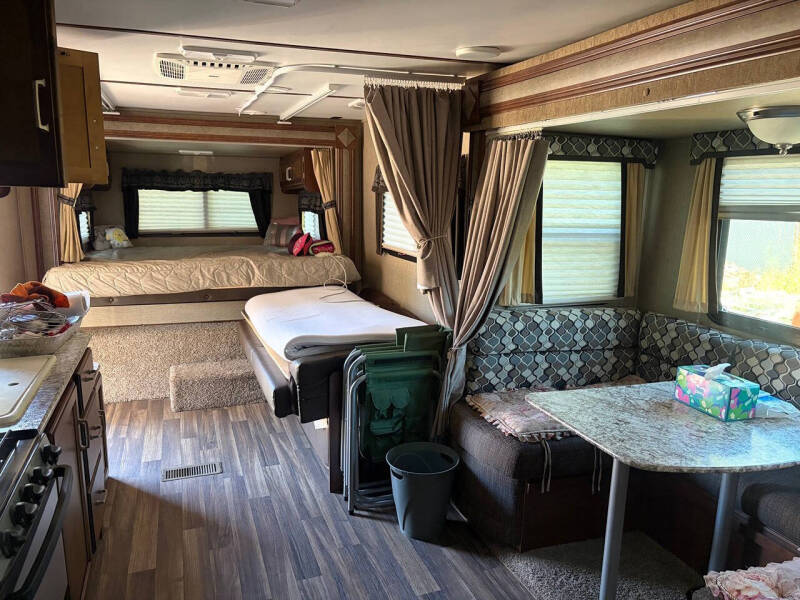 2017 Keystone RV ultra-lite 250