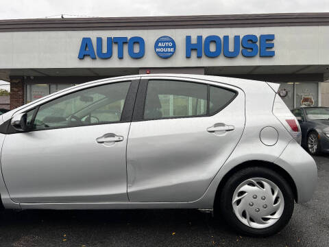 2014 Toyota Prius c Two