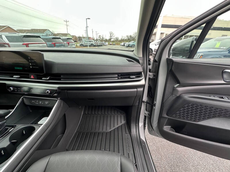 2026 Kia Carnival SX