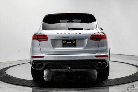 2017 Porsche Cayenne S