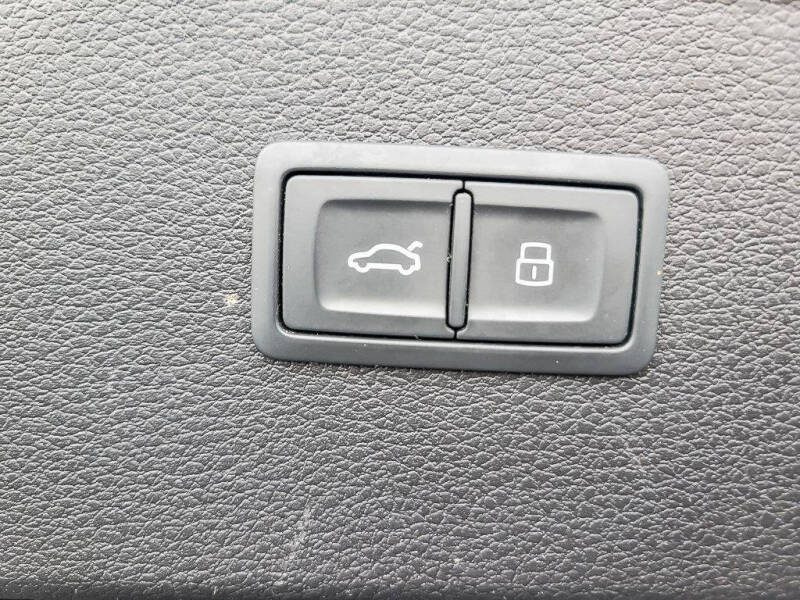 2022 Audi Q5 quattro S line Prem Plus 45 TFSI