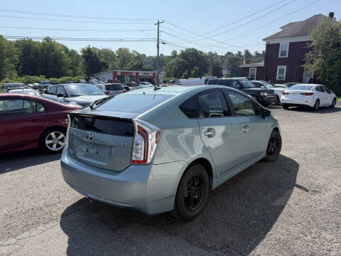 2013 Toyota Prius Two