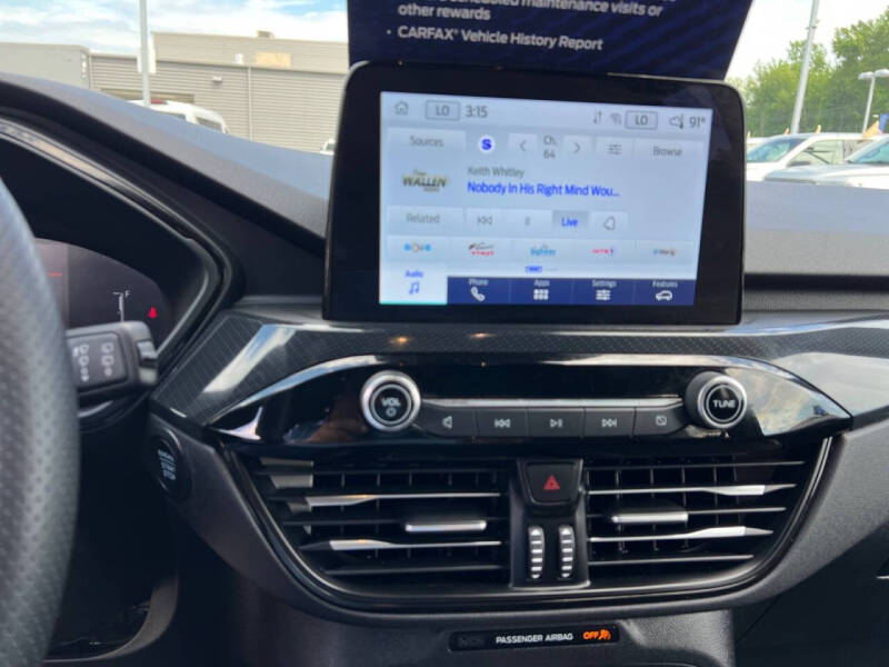 2025 Ford Escape ST-Line Select