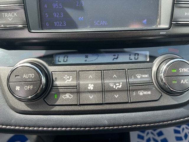 2013 Toyota RAV4 35